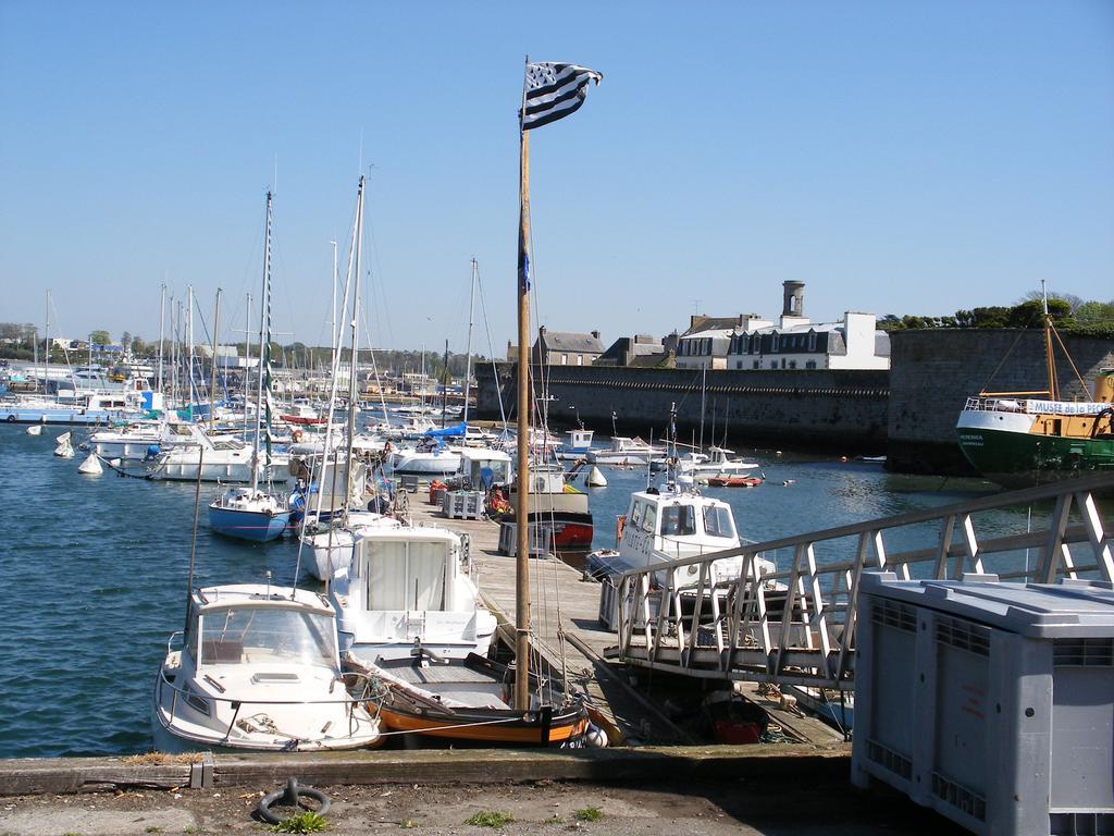 Hôtel Modern Concarneau Exterior foto